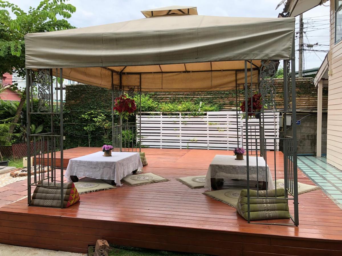 Resort Bangphlat Bangkok Luaran gambar